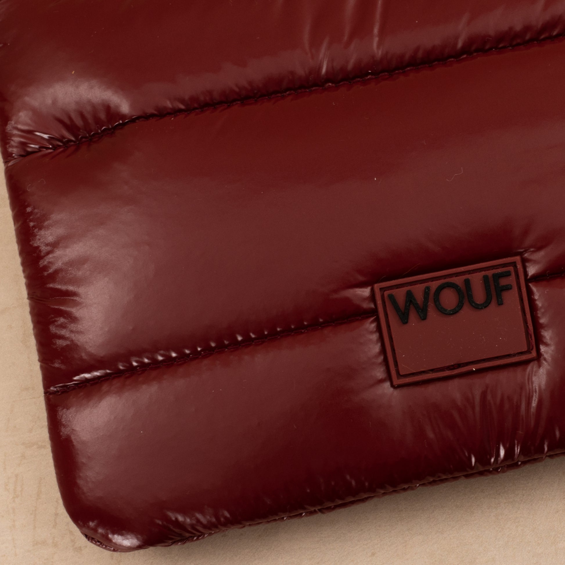 Wouf - Glossy Pouch - Burgundy