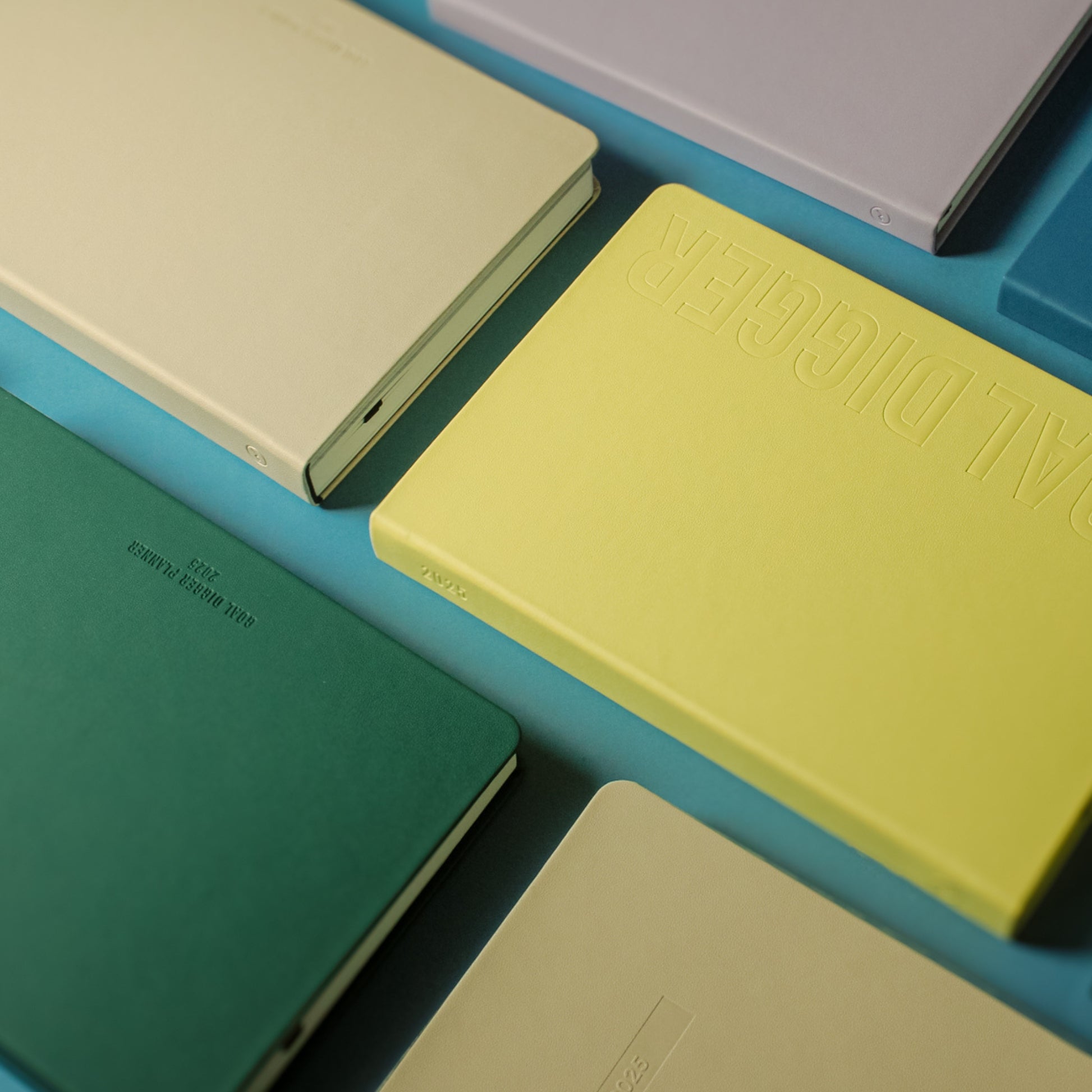 2025 Goal Digger Diary - Classic / Teal
