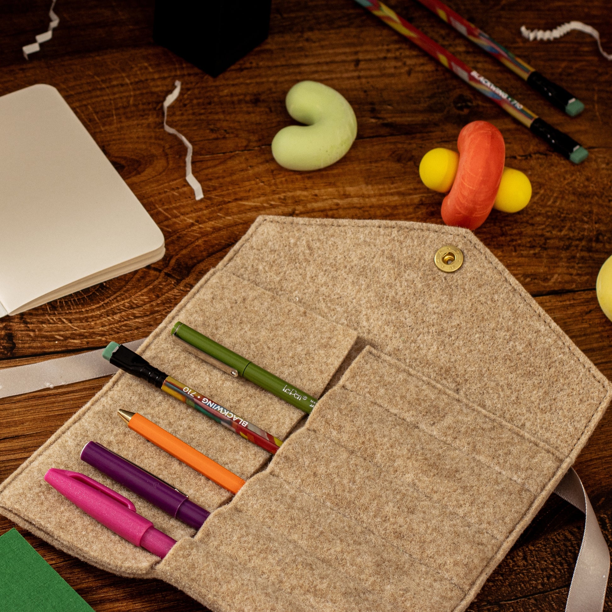 Woolen Pen Case Roll - Nougat