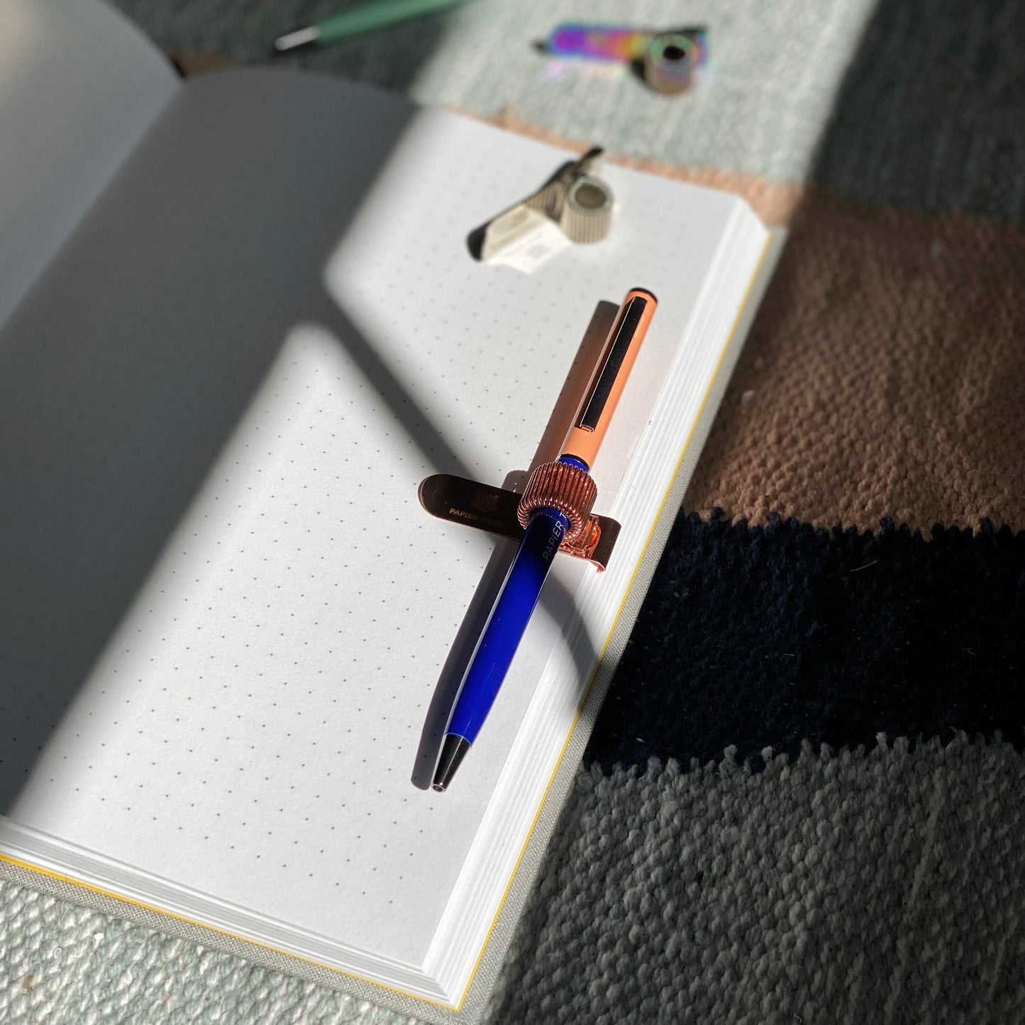 pen holder for notebook