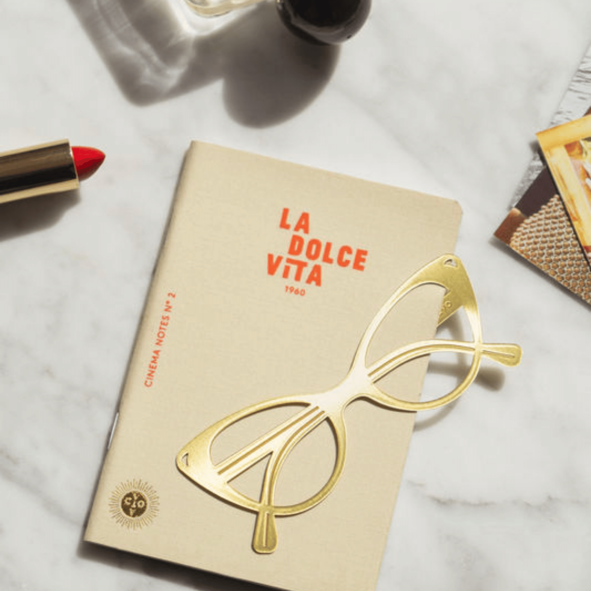 Sunglasses bookmark